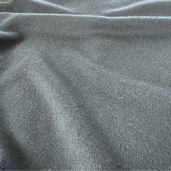 Banana Republic Men’s Merino Wool Crewneck Sweater in Navy size XL - Picture 7 of 8